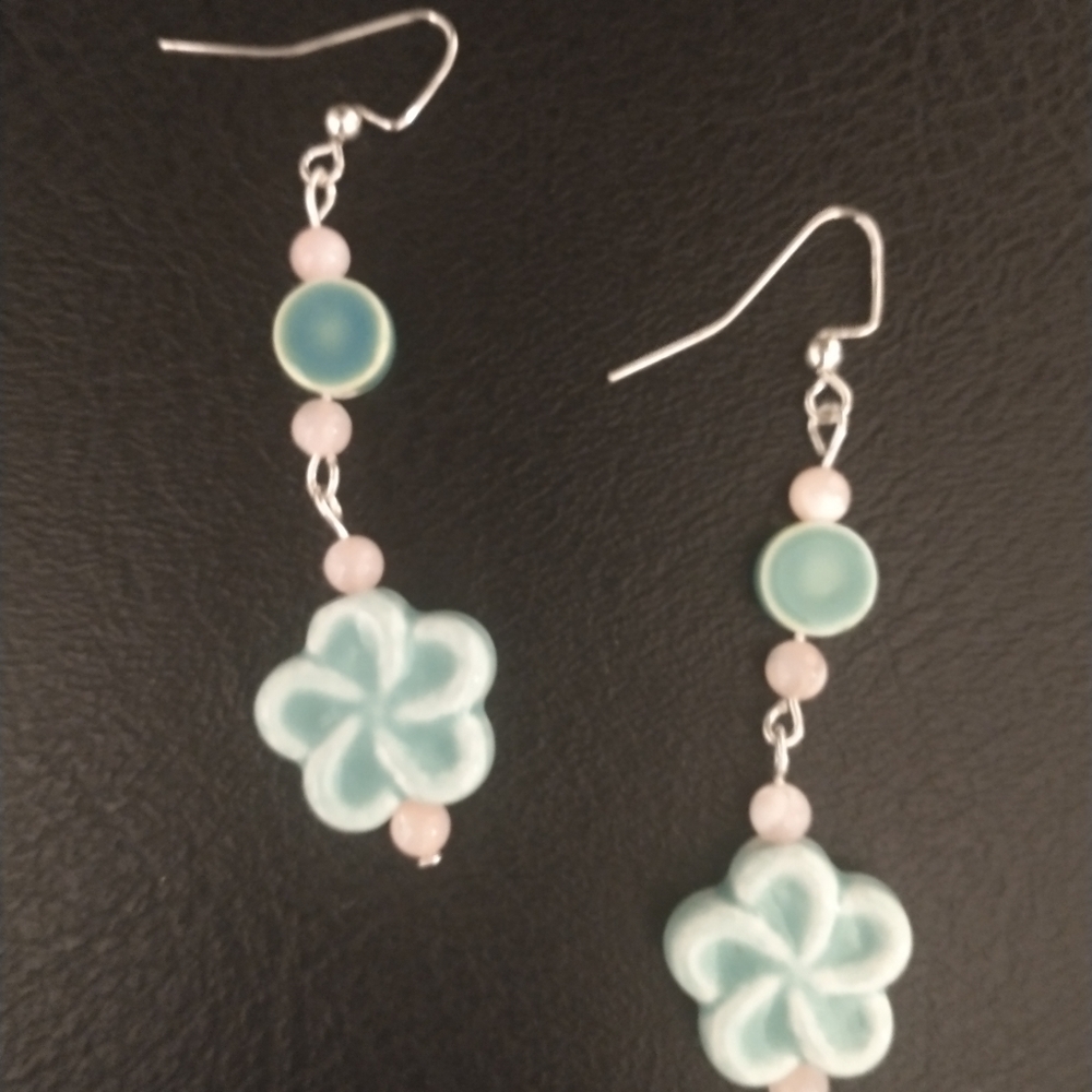 Earrings - Picture 6 of 6